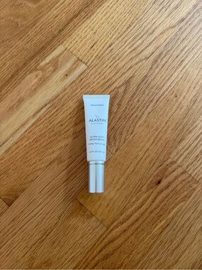 Alastin ultra light moisturizer